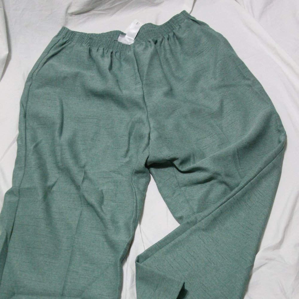 Green Pants Size 14P Alfred Dunner